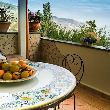 La Residenza Dei Mori - Holidays Dom wakacyjny *